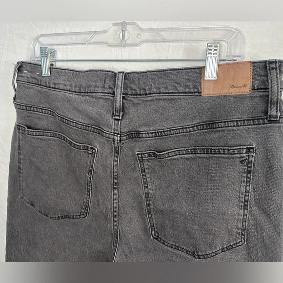 Madewell Vintage Jean Gray Distressed Raw Hem Jeans Size 32/3X - Picture 6 of 8